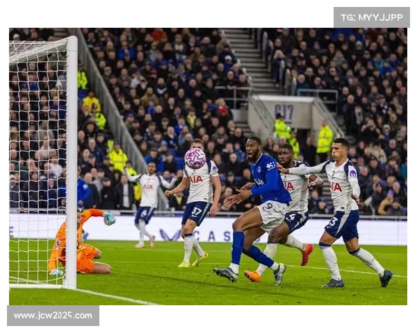 阿森纳小胜水晶宫七连胜领跑英超