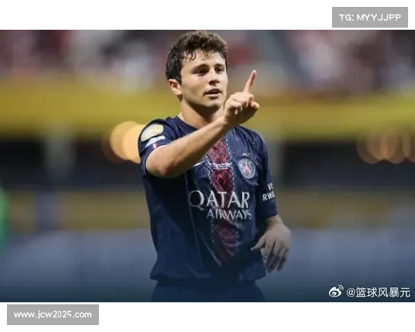 阿什拉夫破门后伤退,巴黎边卫攻防贡献关键 阿什拉夫破门后伤退,巴黎边卫攻防贡献关键